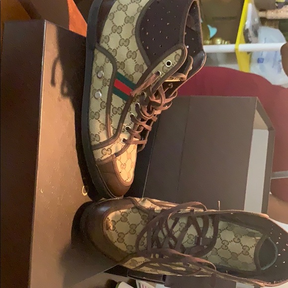 Shoes - Picture 6 of 6